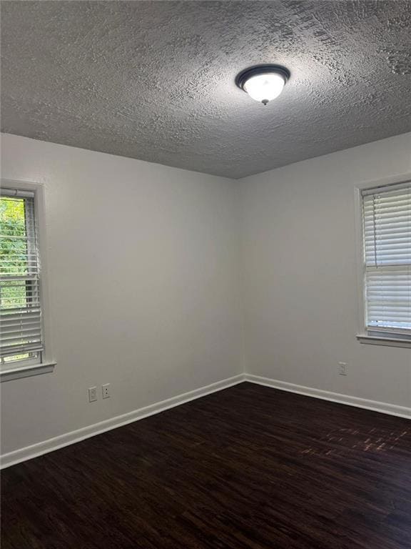 Photo - 731 Smithstone Ct S E