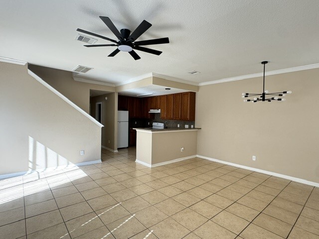 3817 Shire Valley Dr