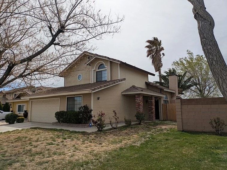 Photo - 1212 W Avenue H4