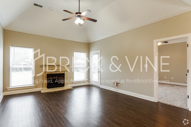 Building Photo - 112 Sharpe St Rental
