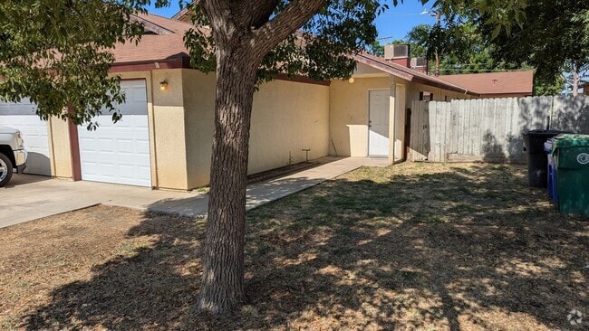 Building Photo - 229 S F St Unit B Rental