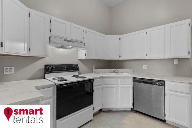 Building Photo - 1711 S 8th St Rental