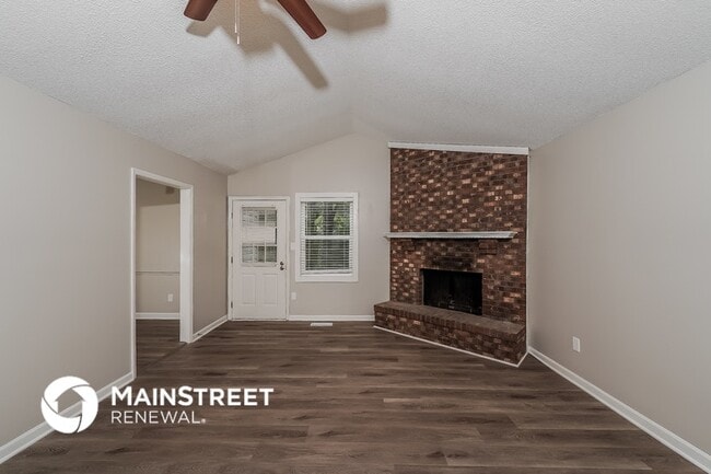 Photo - 1729 Tall Oak Cir