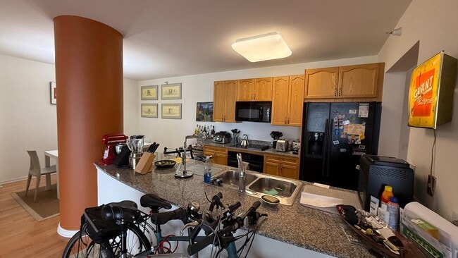 Photo - 807 Davis St Unit 1304