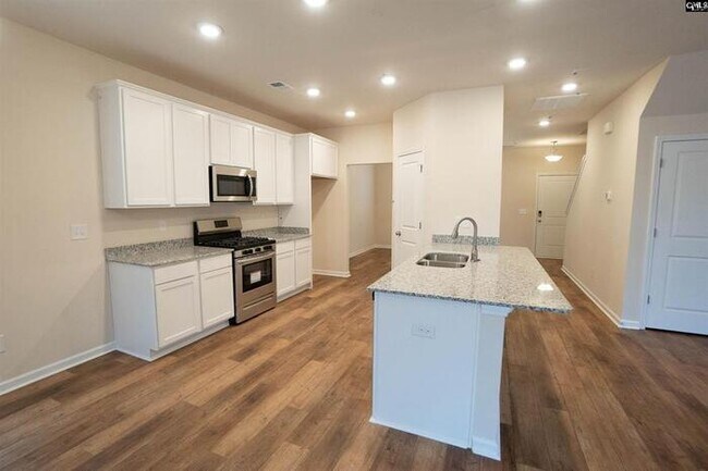 Photo - 1958 Castlerock Dr