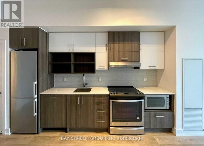 Photo - 150 Fairview Mall Dr Unit 401