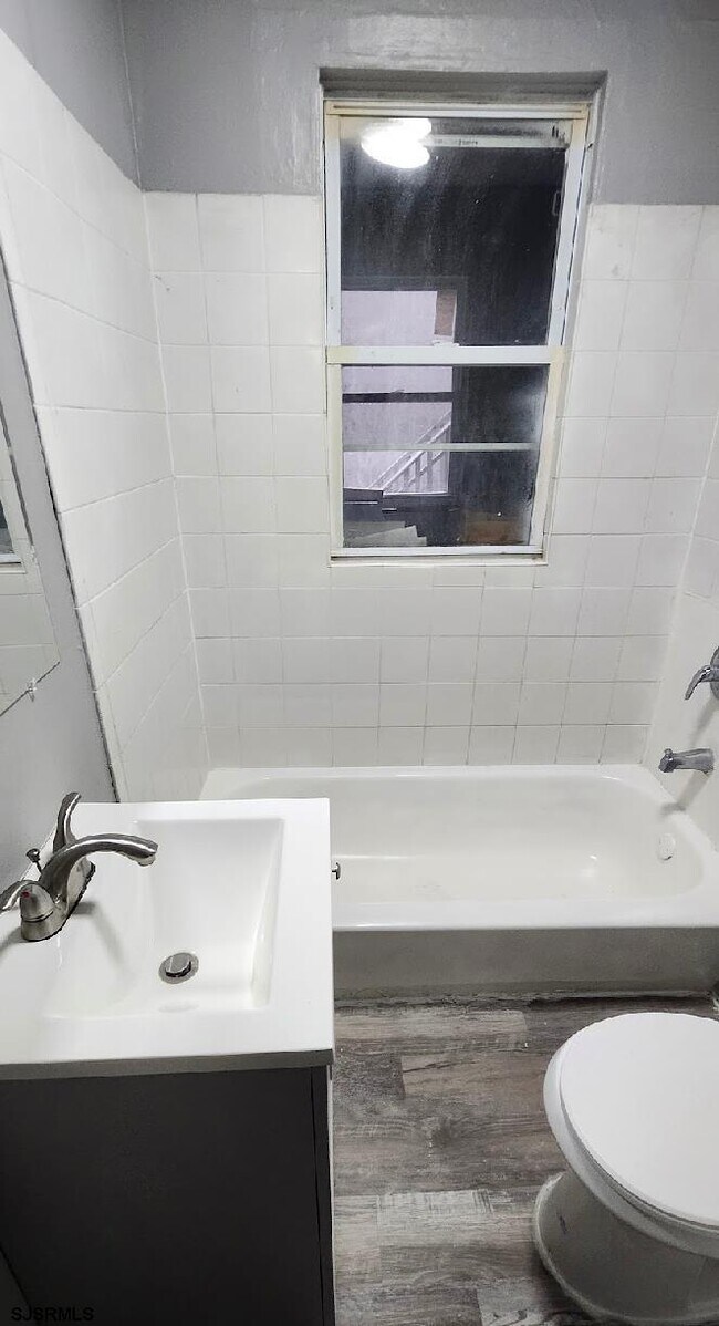 Photo - 709 Adriatic Ave