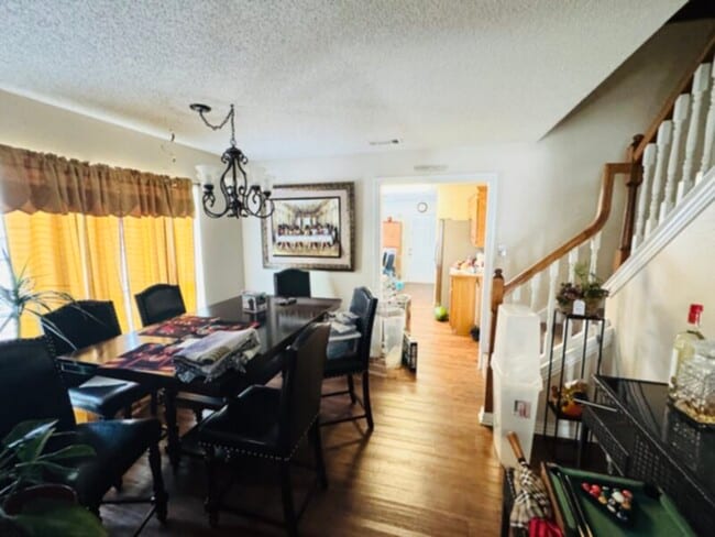 Photo - 912 Haverstraw Pl