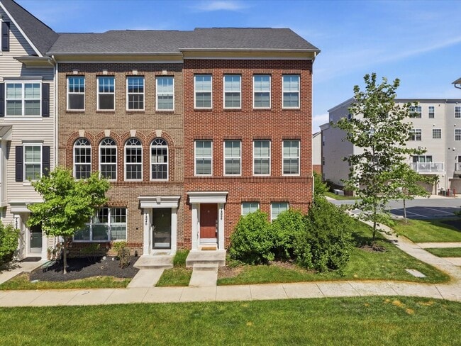 Photo - 3 Bed/2.5 Bath End-of-Row Beltsville Townhome