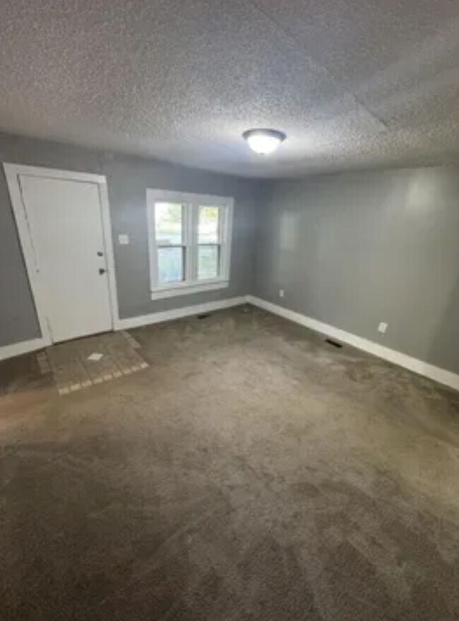 Photo - 3 bedroom/1 bath house for rent