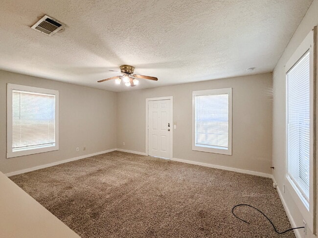 Photo - 3 Bed, 1.5 Bath House on Over a Quarter Acre