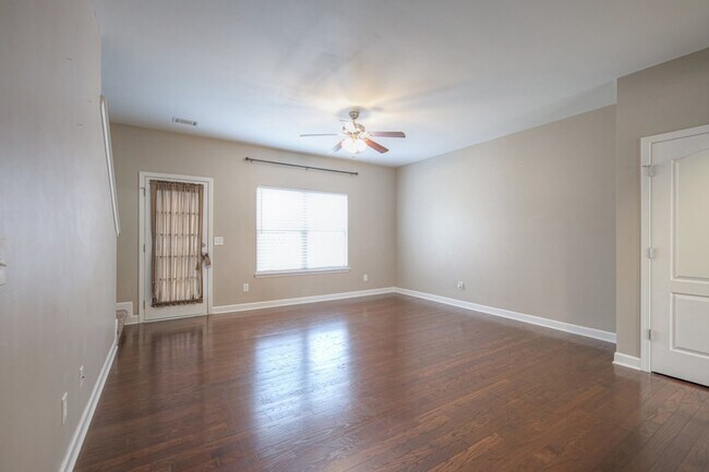 Photo - 5441 Perlou Ln