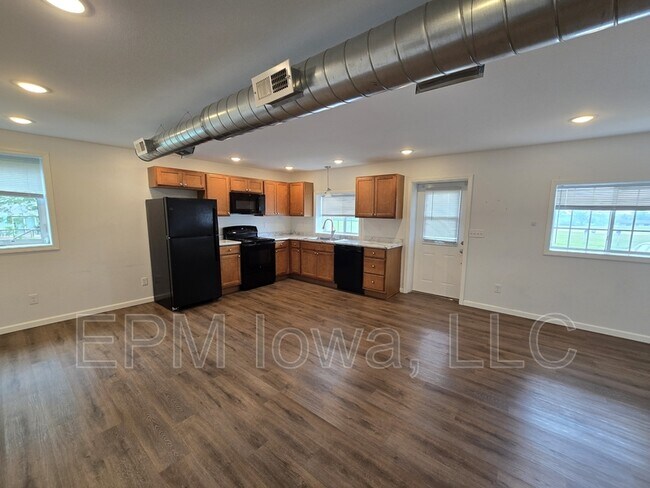 Photo - 904 W Welsh St