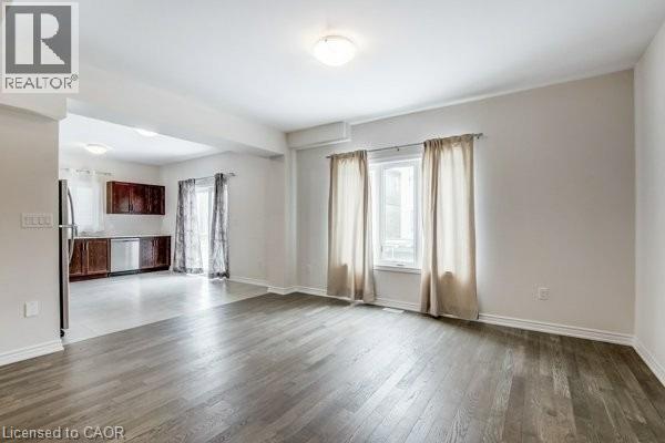 Photo - 275 Bethune Ave