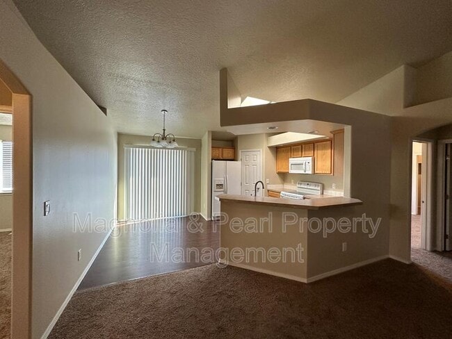 Photo - 16538 Sadie Ave