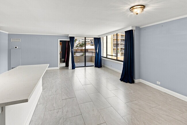 Photo - 2215 Aloha Dr Unit 4J
