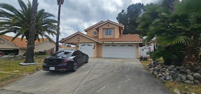 Building Photo - Huge house with Extra storage sheds- All Appliance