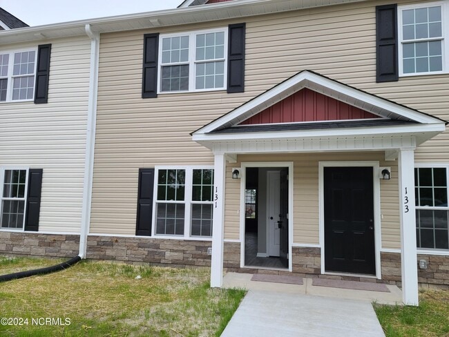 Building Photo - 111-121 Cornerstone Drive Rental