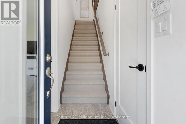 Photo - 5 Dunes Dr
