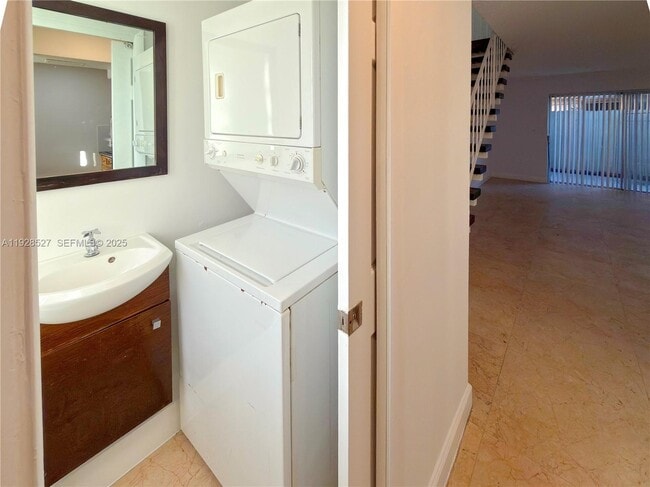 Photo - 2448 SW 42nd Ave