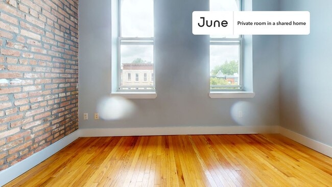 Private bedroom in 3 bed/1 bath Home - Private bedroom in 3 bed/1 bath Home Unit C