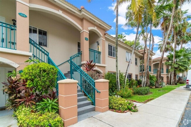 Building Photo - 1251 SE 31st Ct Unit 205-54 Rental