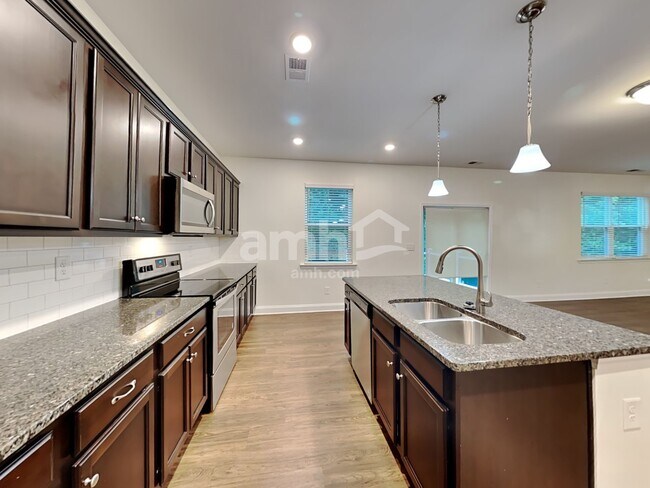 Photo - 3348 Okelly Dr