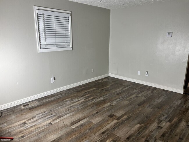 Photo - 3 br, 1 bath Condo - 1882 East 37th Street