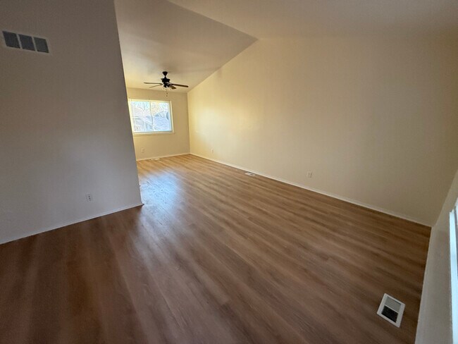 Photo - 5380 S Prescott St