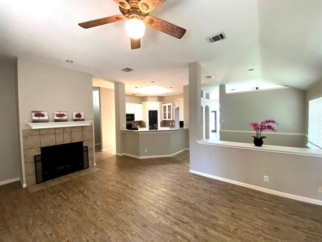 Building Photo - 3739 Norman Loop Rental