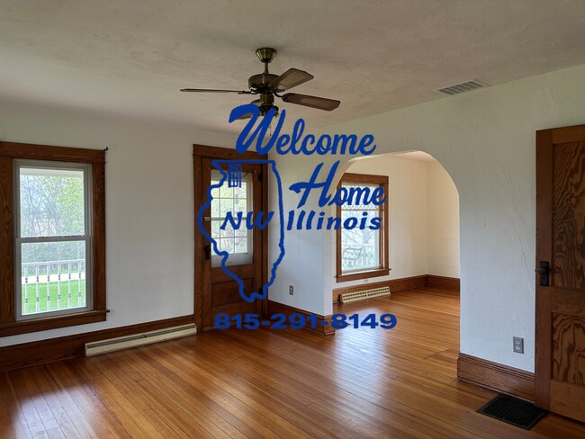 Photo - 849 N Silberman Rd