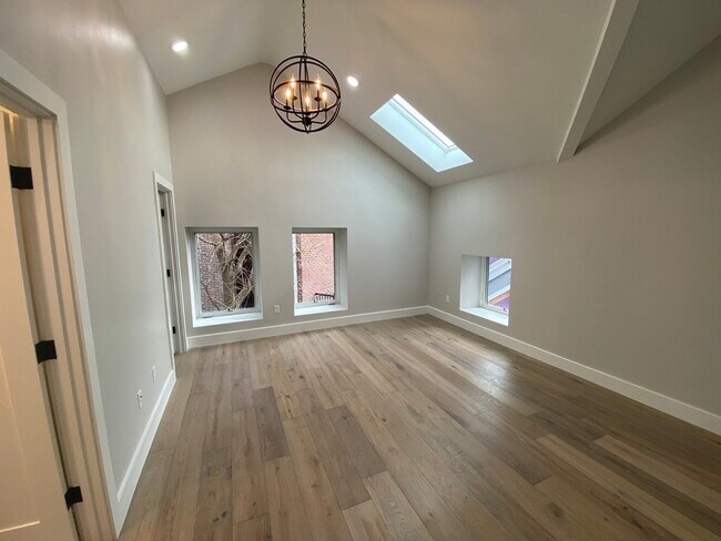 Photo - 301 Somerville Ave Unidad I