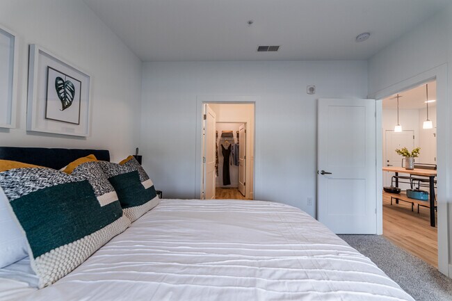 The Approach at Summit Park Apartments For Rent in Blue