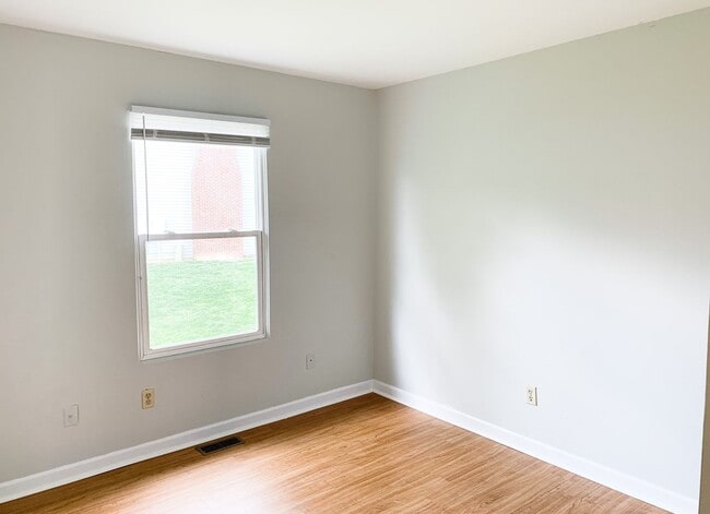 Photo - 181 Clover Valley Cir