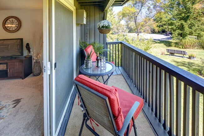 Charter Oaks Apartments