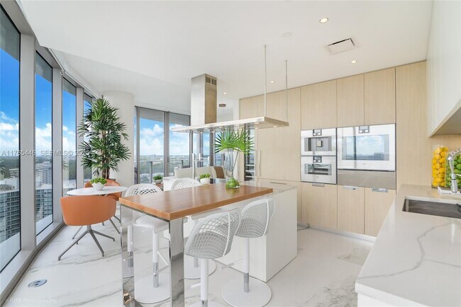 Photo - 15701 Collins Ave Unit 2405