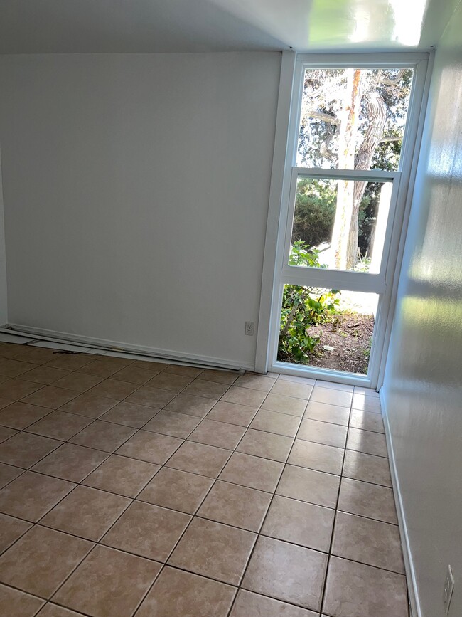 Bedroom #2 - 3050 Rue Dorleans Unit 267