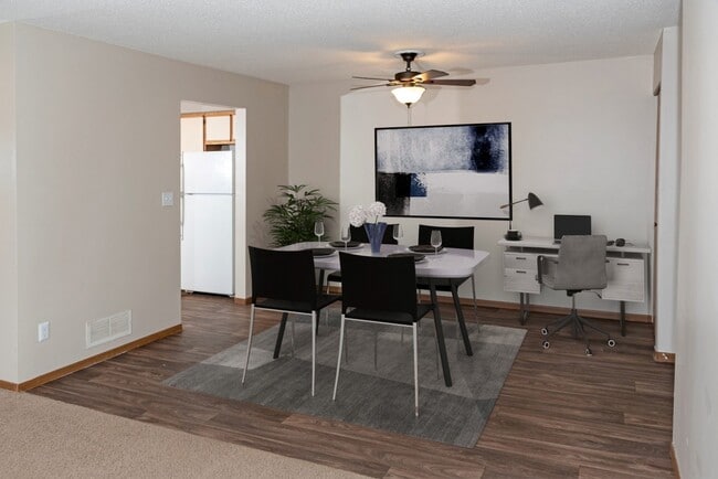 Cinnamon Ridge Apartments