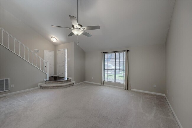 Photo - 7720 Theissetta Dr