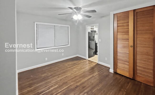 Photo - 244 E Haven Dr