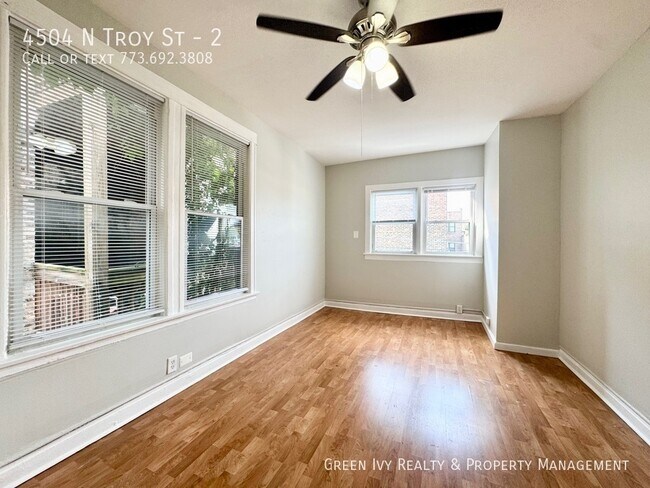 Photo - 4504 N Troy St Unit 2