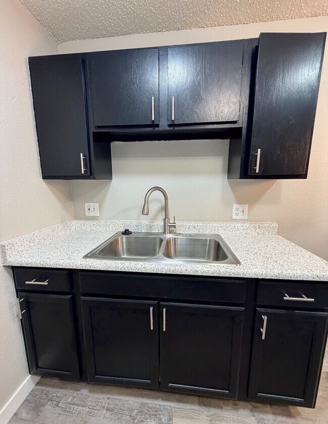 Marmont Springs Apartments