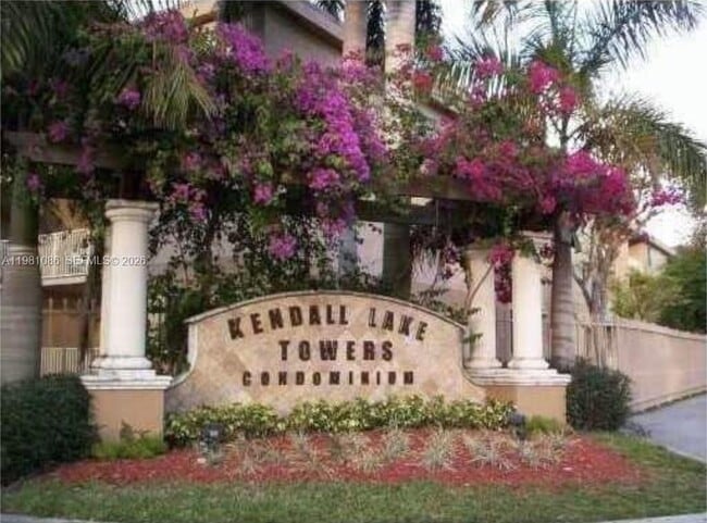 Building Photo - 15231 SW 80th St Unit 615