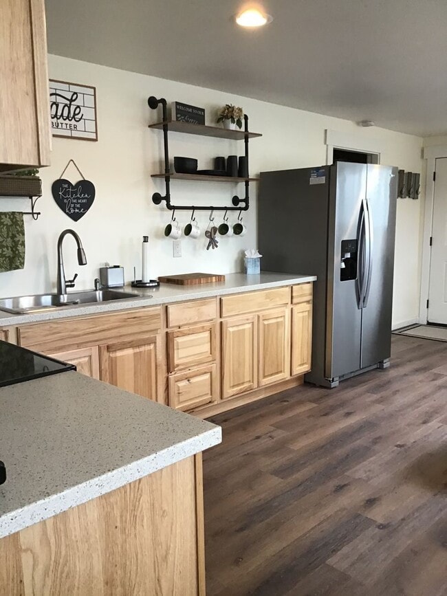 Photo - For Rent: Fully Furnished Barndominium downstairs unit 1 bedroom 1 bath on a Tumalo Ranch Unit 1