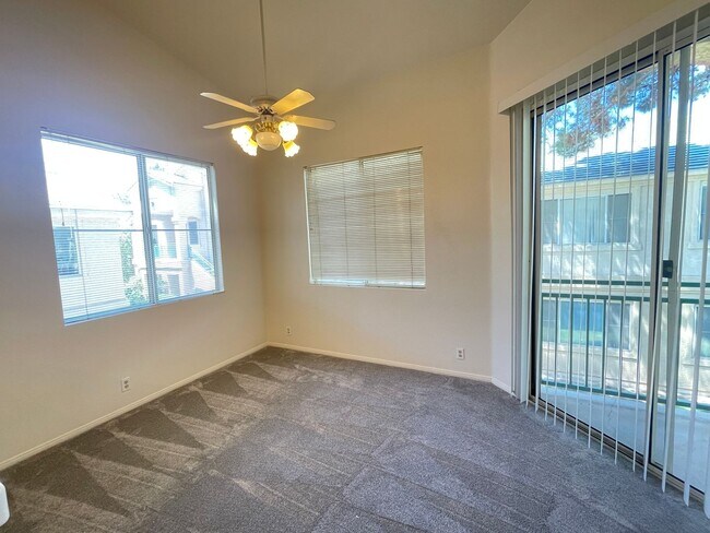 Photo - 5155 W Tropicana Ave