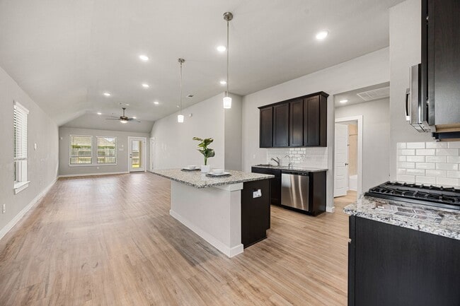 Photo - 21618 Coral Mist Dr