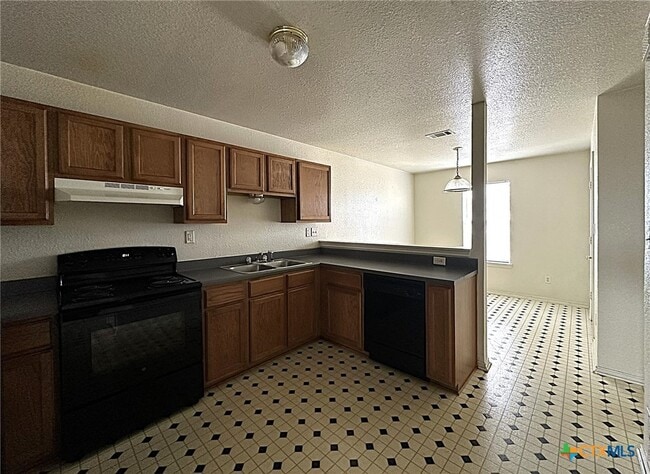 2801 Cantabrian Dr Unidad D