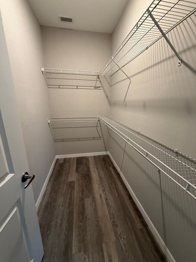 Photo - 1156 Melville Rd