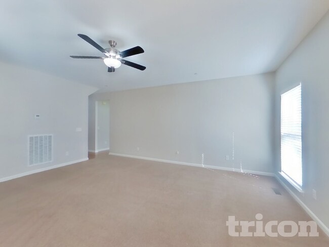 Photo - 4620 Van Leer Ct