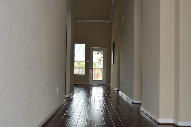 Photo - 111 S Rocky Point Cir